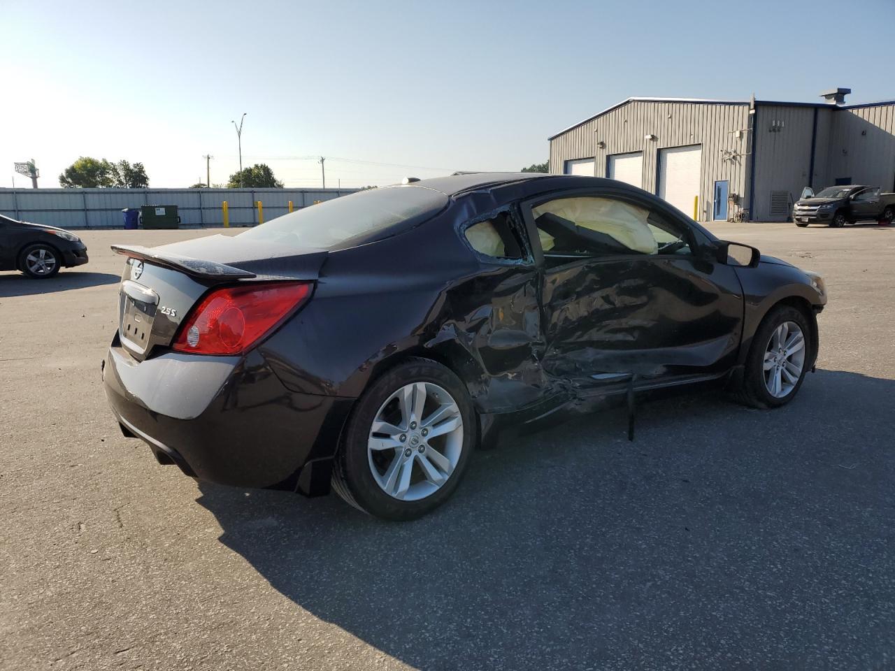 2012 Nissan Altima S - Фото 3