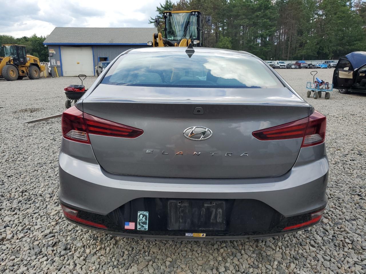 2019 Hyundai Elantra Sel - Фото 6