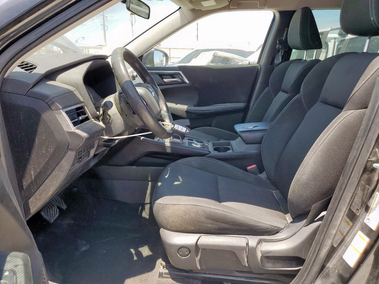 2022 Mitsubishi Outlander Es - Image 7