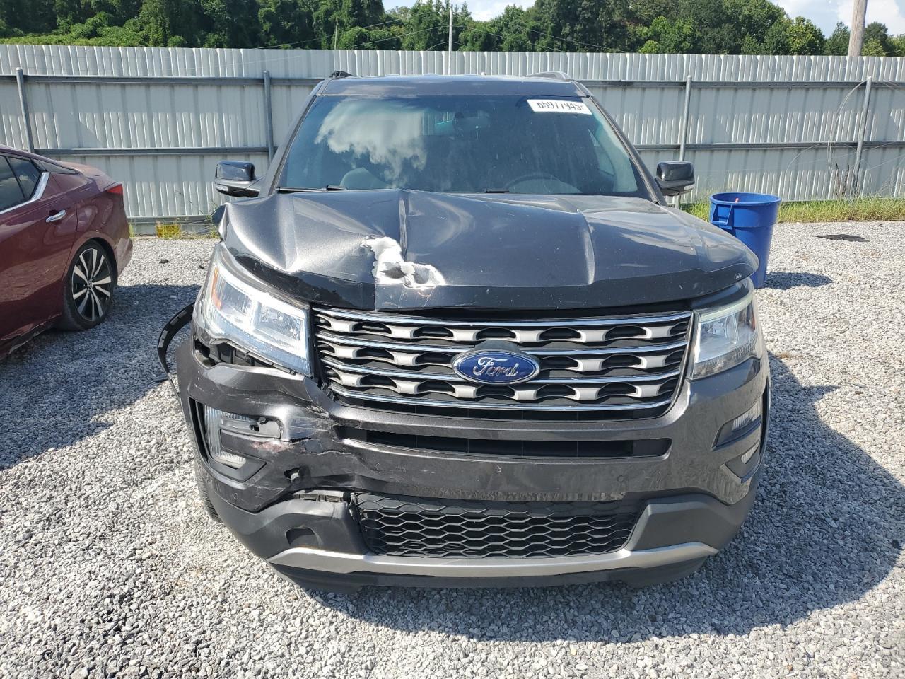 2017 Ford Explorer Xlt - Image 5