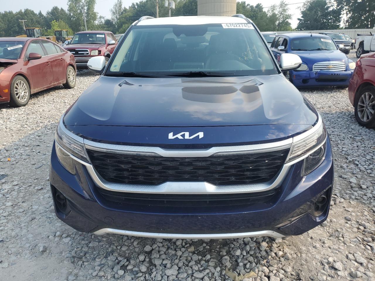 2022 Kia Seltos S - Фото 5