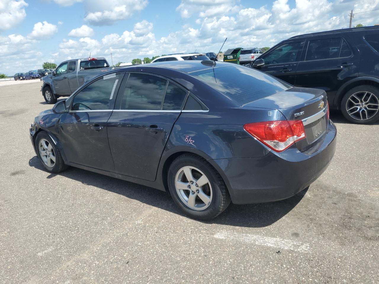 2016 Chevrolet Cruze Limited Lt - Image 2