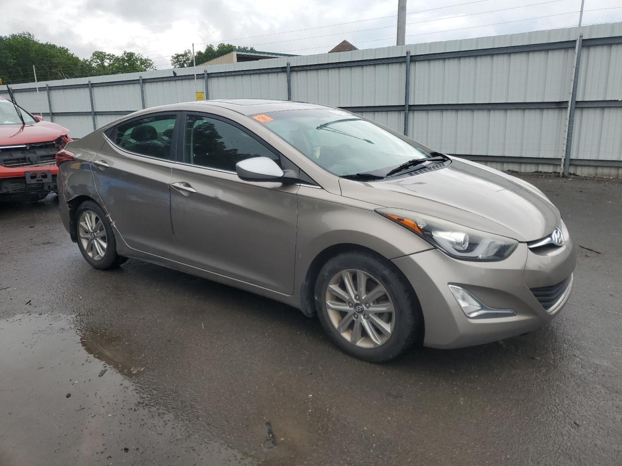 2015 Hyundai Elantra Se - Фото 4