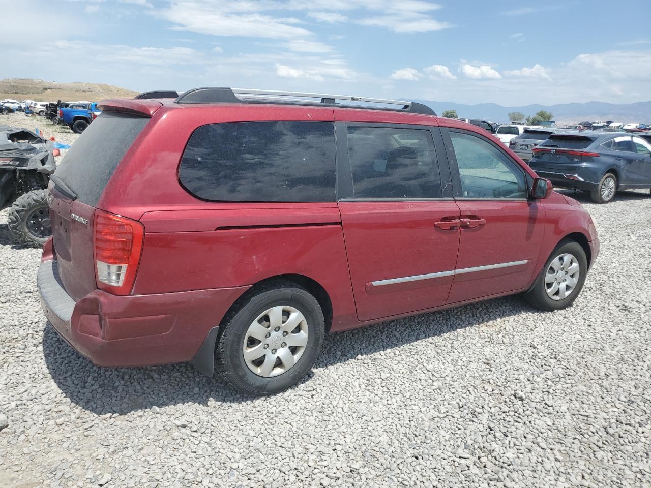 2008 Hyundai Entourage Gls - Фото 3