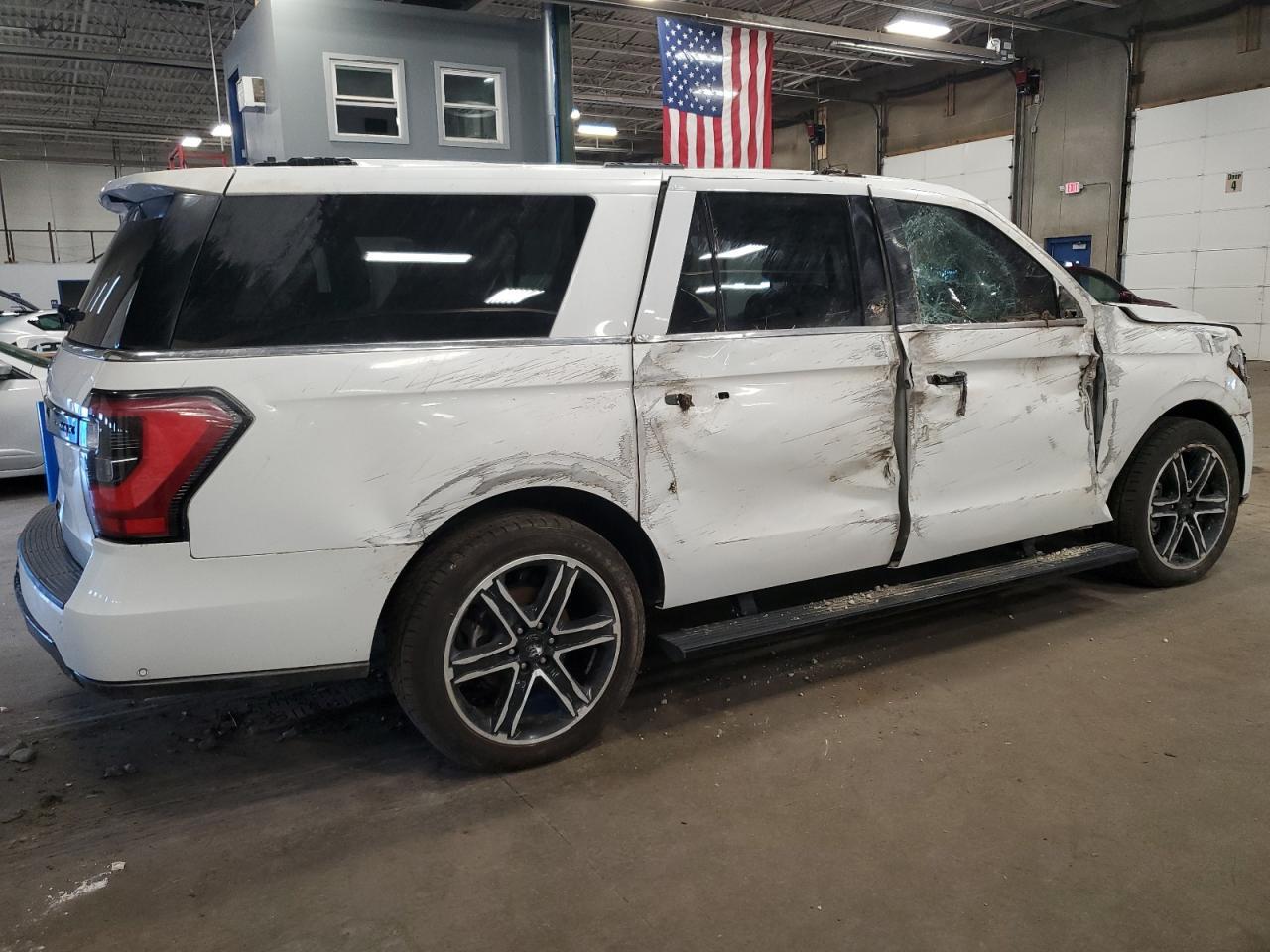 2020 Ford Expedition Max Limited - Фото 3