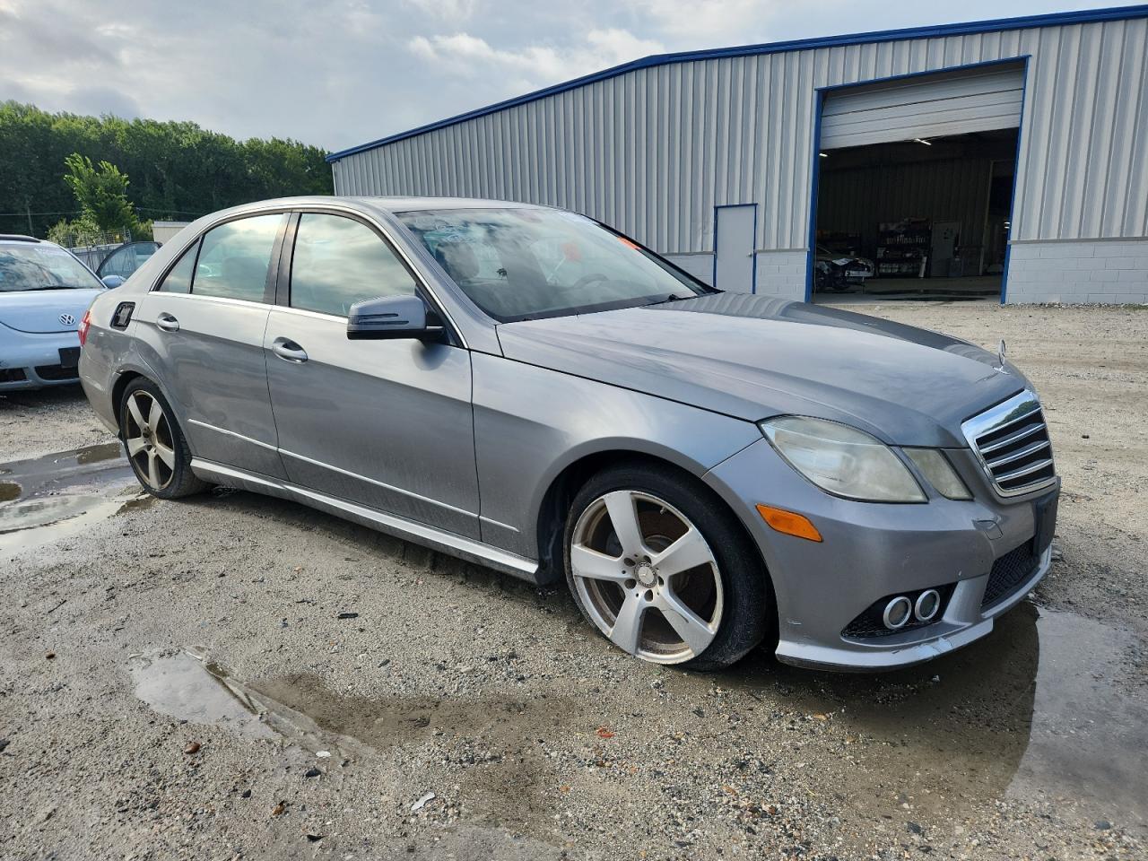 2010 Mercedes-Benz E 350 4Matic - Фото 4
