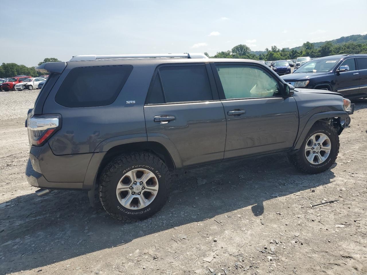 2018 Toyota 4Runner Sr5/Sr5 Premium - Image 3