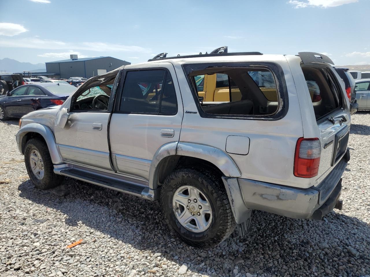2000 Toyota 4Runner Limited - Image 2