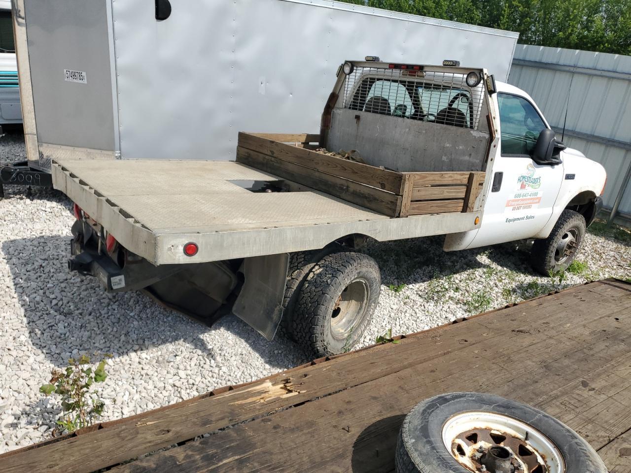 2000 Ford Super Duty F-350 W/D - Image 3