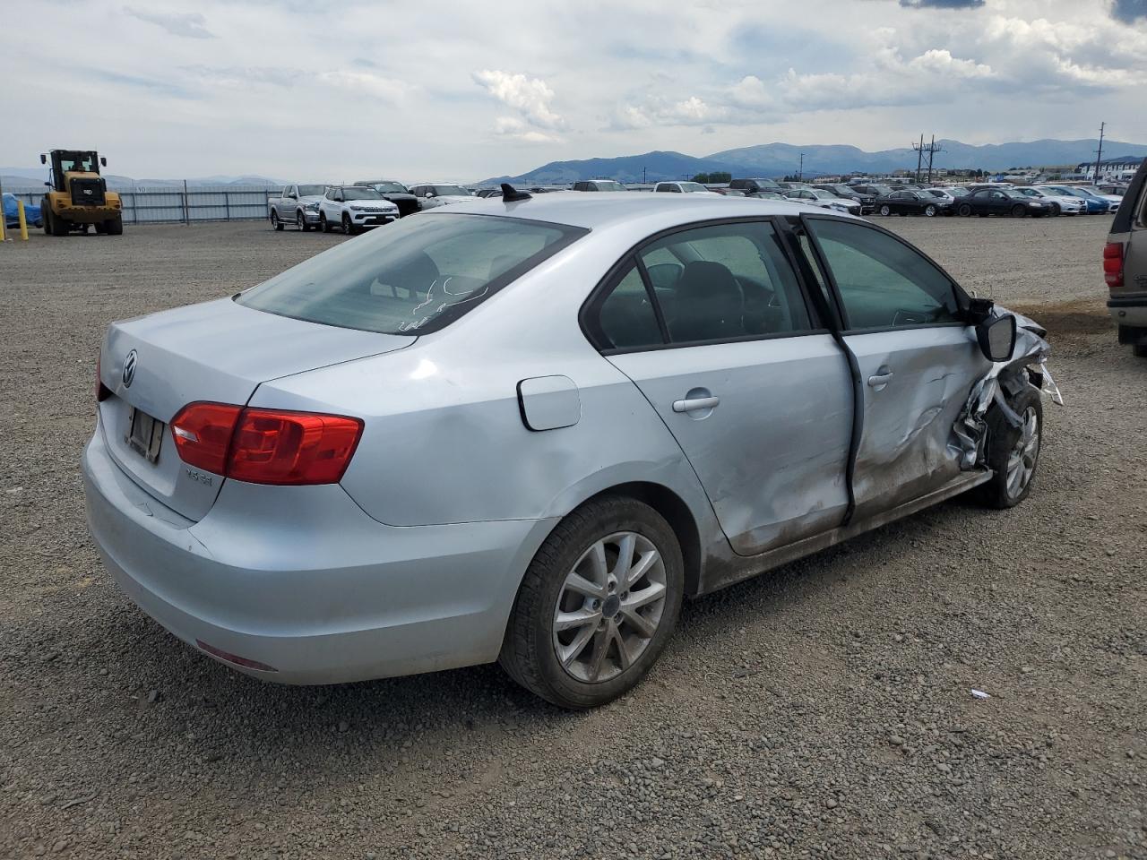 2012 Volkswagen Jetta Se - Фото 3