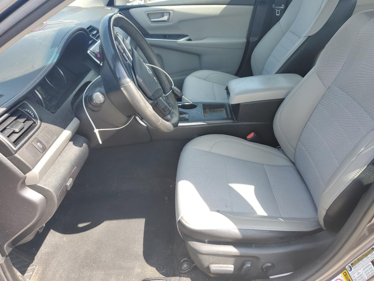 2017 Toyota Camry Le - Image 7