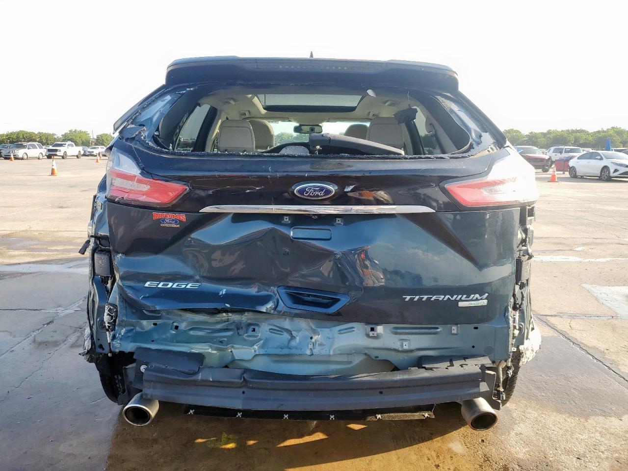 2019 Ford Edge Titanium - Image 6