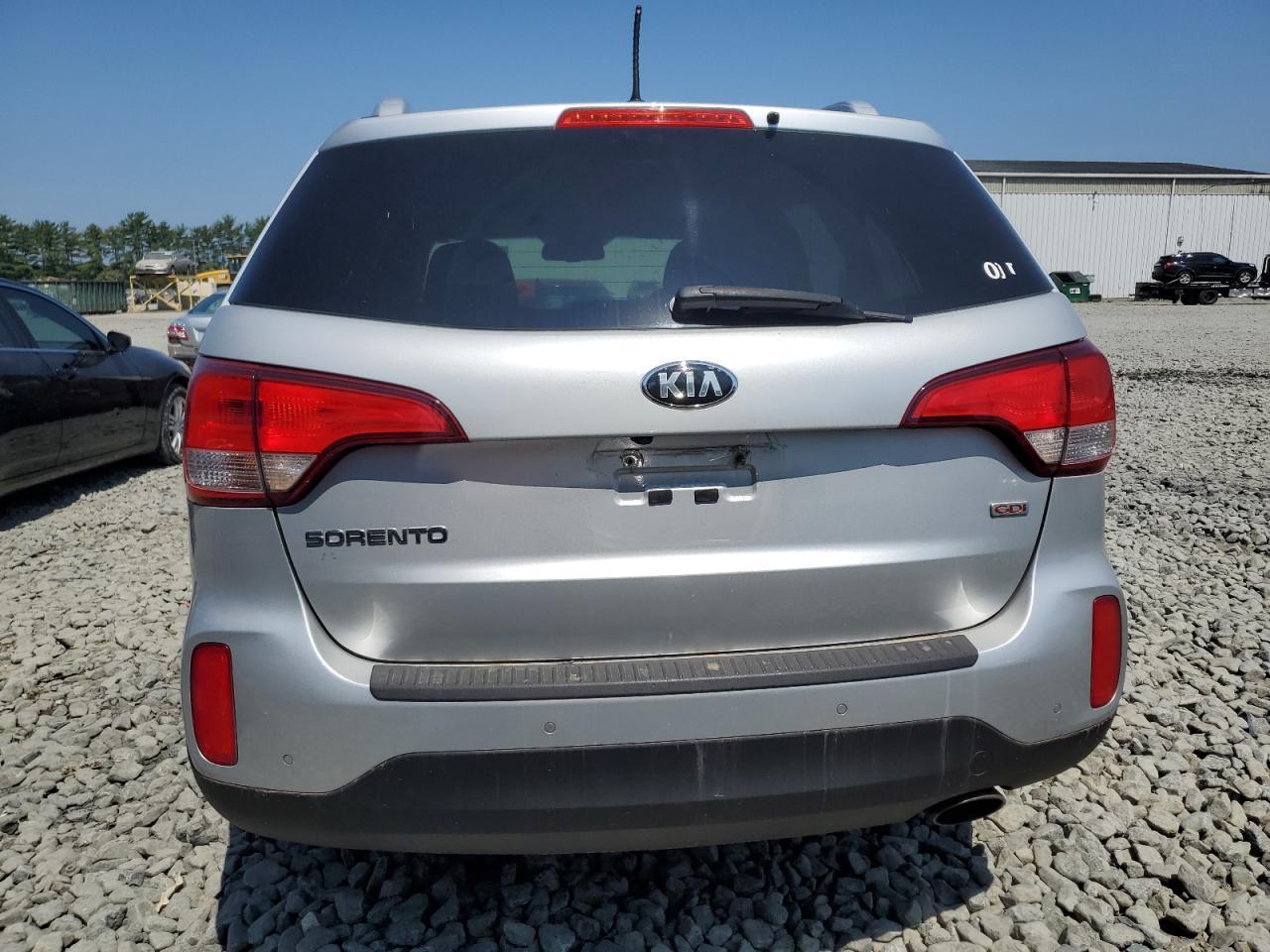 2015 Kia Sorento Lx - Фото 6