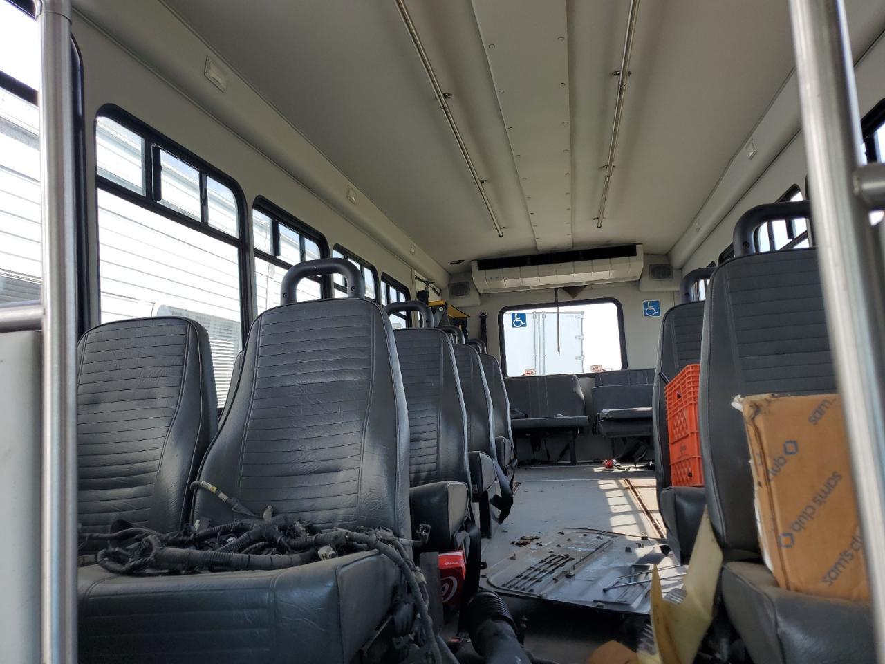 2016 Ford F550 Super Duty - Фото 6