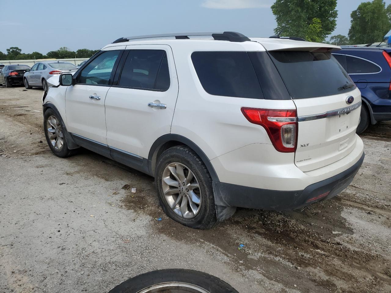 2014 Ford Explorer Xlt - Image 2