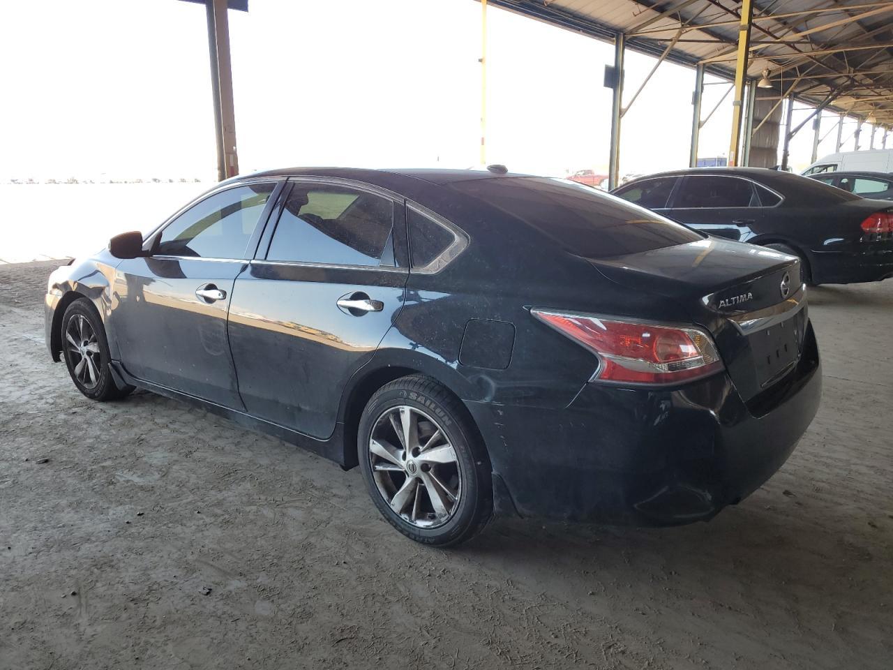 2015 Nissan Altima 2.5 - Image 2