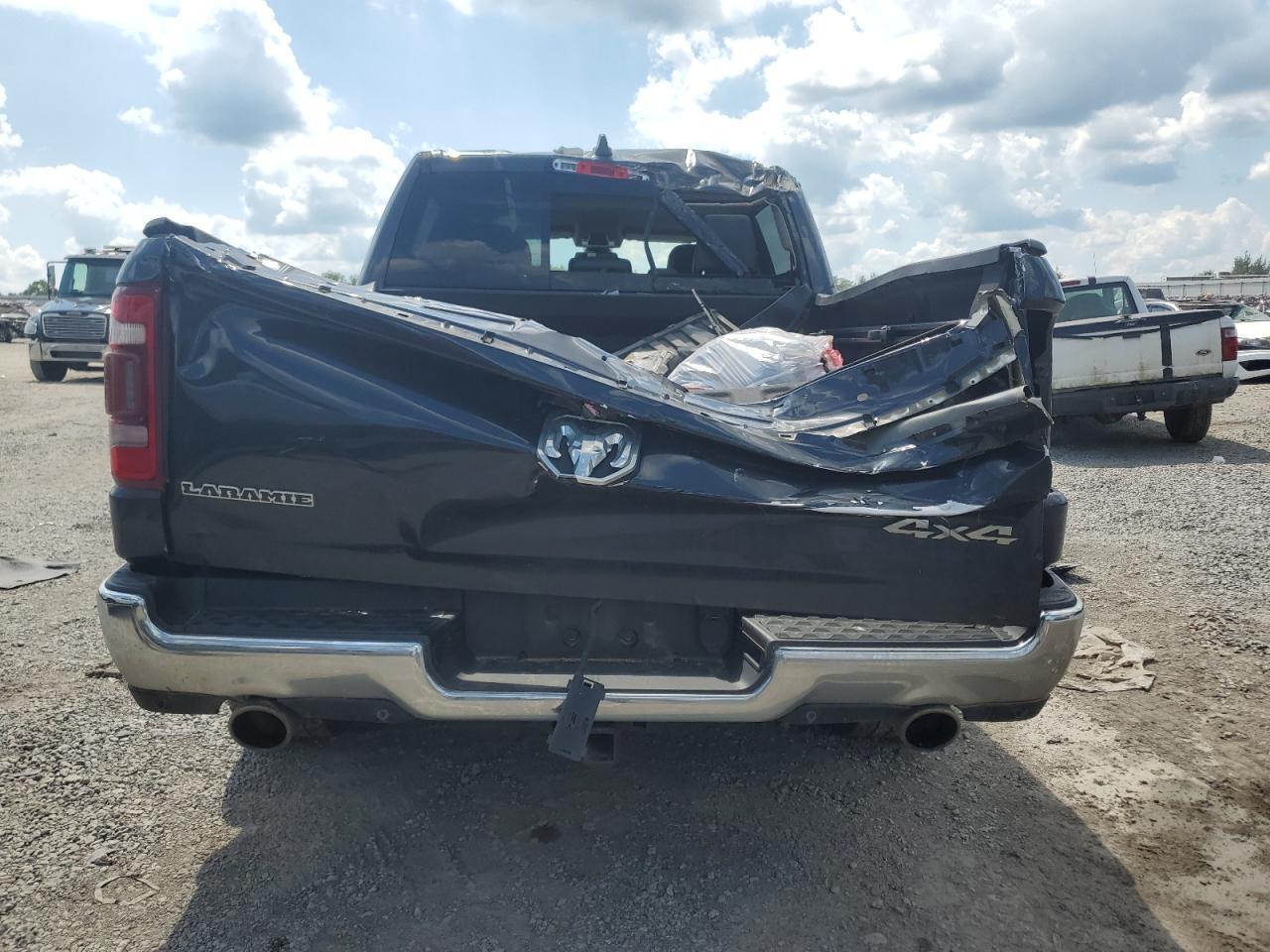 2019 Ram 1500 Laramie - Фото 6