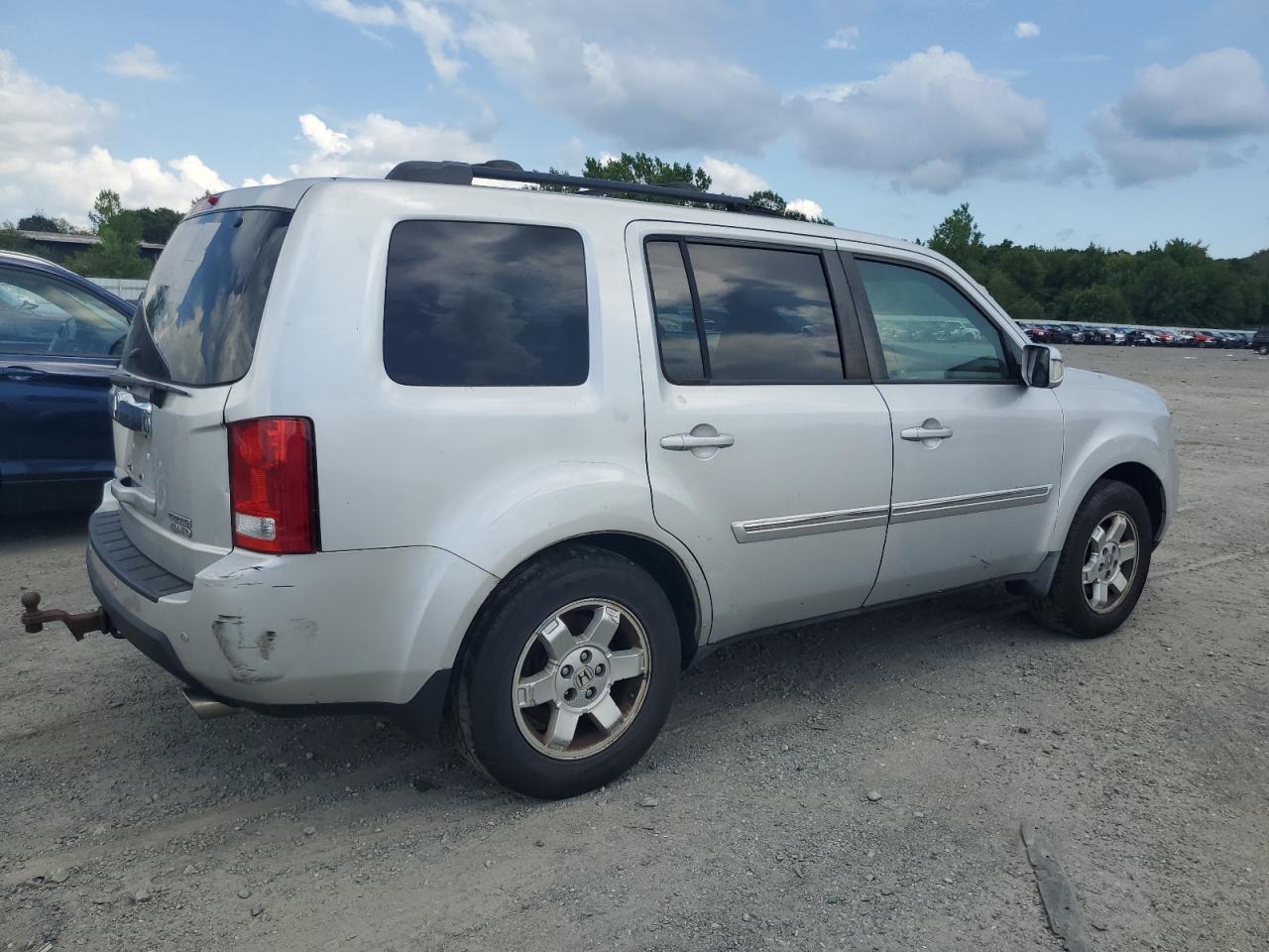 2009 Honda Pilot Touring - Image 3