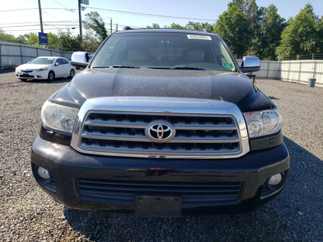 2014 Toyota Sequoia Limited - Image 5