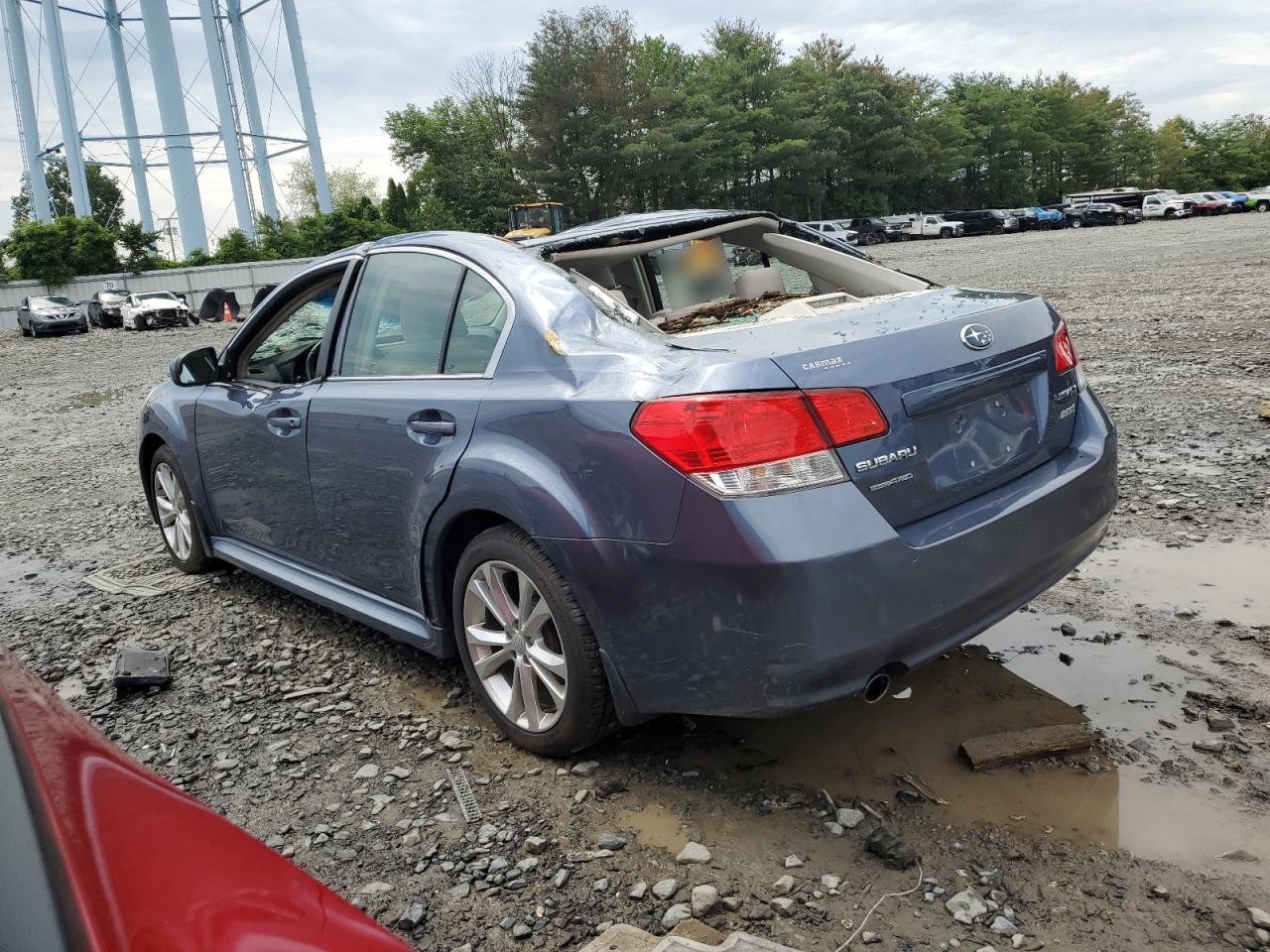 2013 Subaru Legacy 2.5I Premium - Фото 2