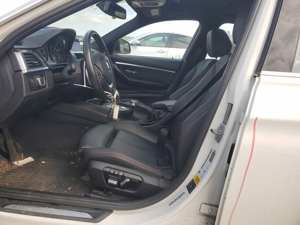 2017 BMW 330 Xi - Фото 7