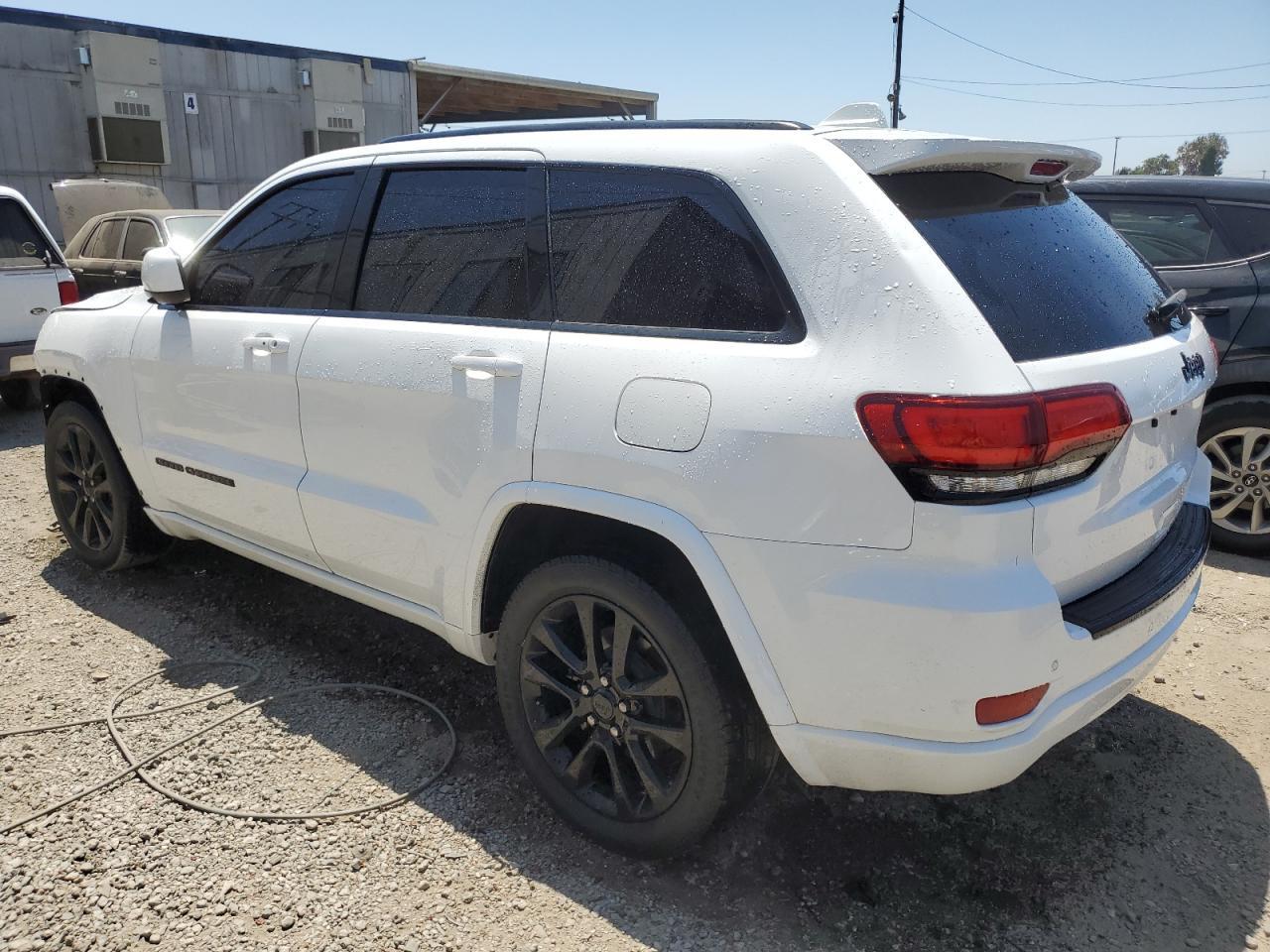 2018 Jeep Grand Cherokee Laredo - Фото 2