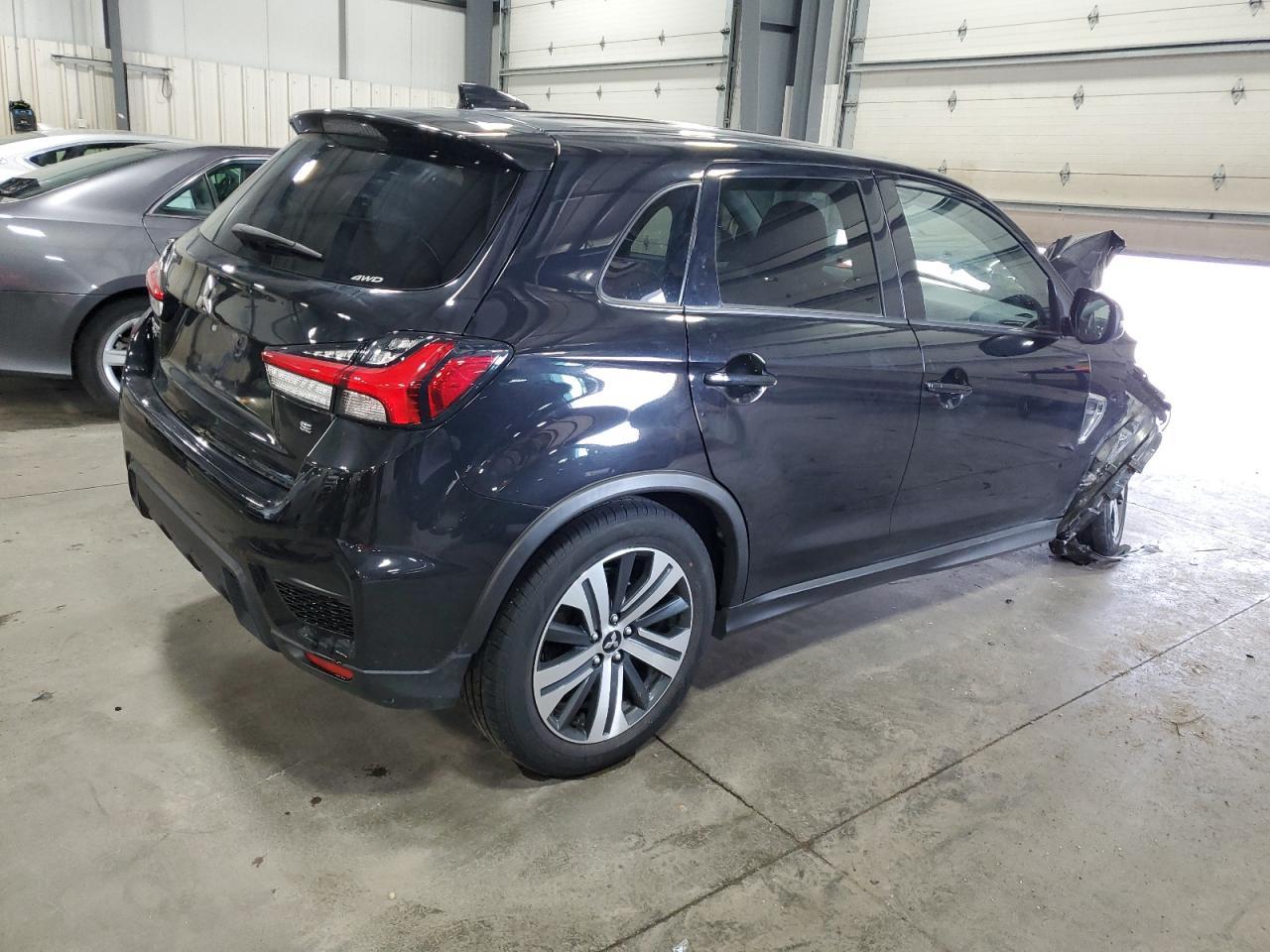 2021 Mitsubishi Outlander Sport Es - Фото 3