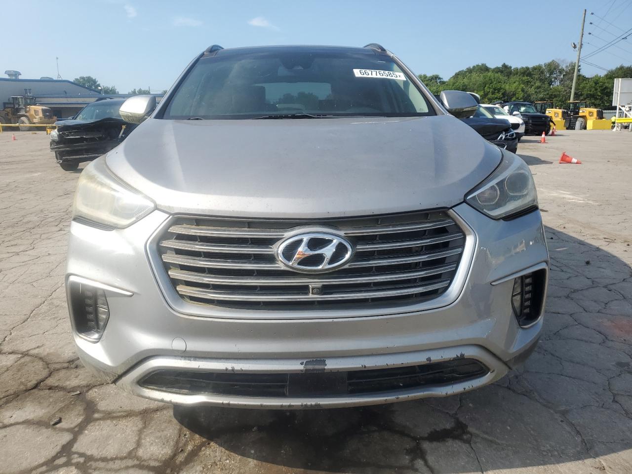 2017 Hyundai Santa Fe Se Ultimate - Image 5