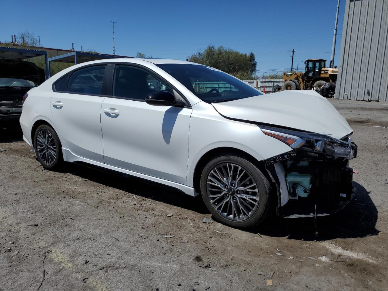 2023 Kia Forte Gt Line - Фото 4