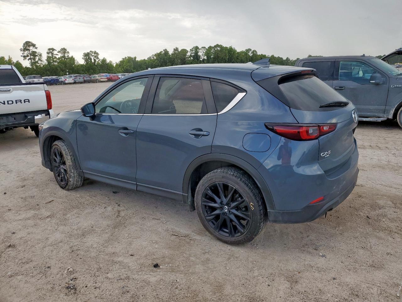 2022 Mazda Cx-5 Preferred - Image 2