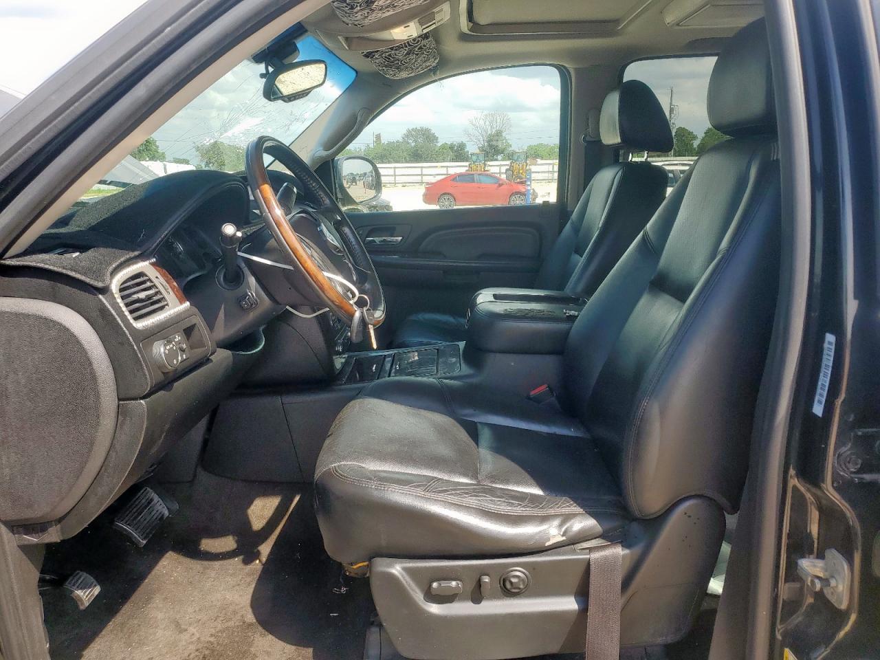 2009 GMC Yukon Denali - Фото 7