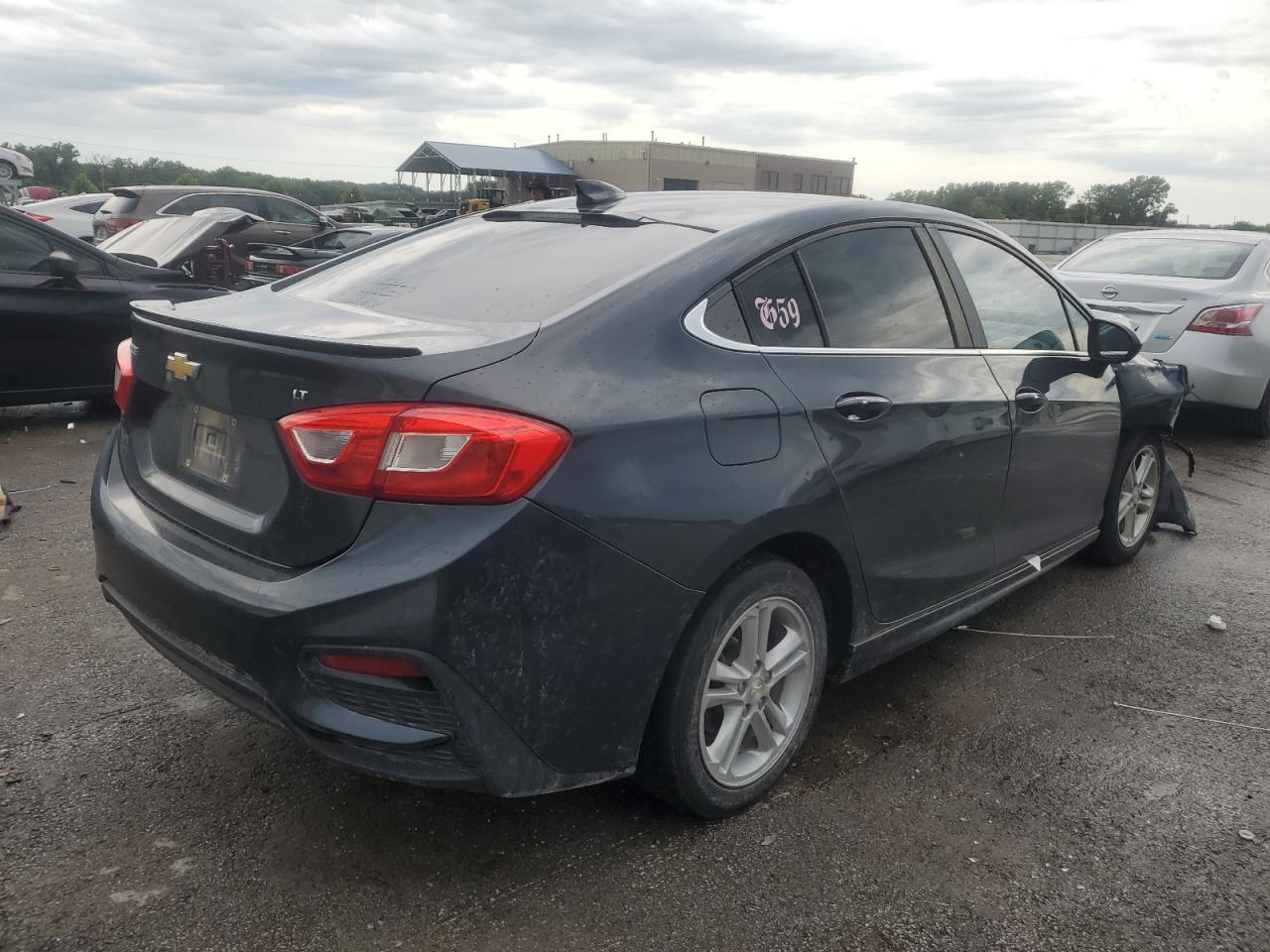 2017 Chevrolet Cruze Lt - Фото 3