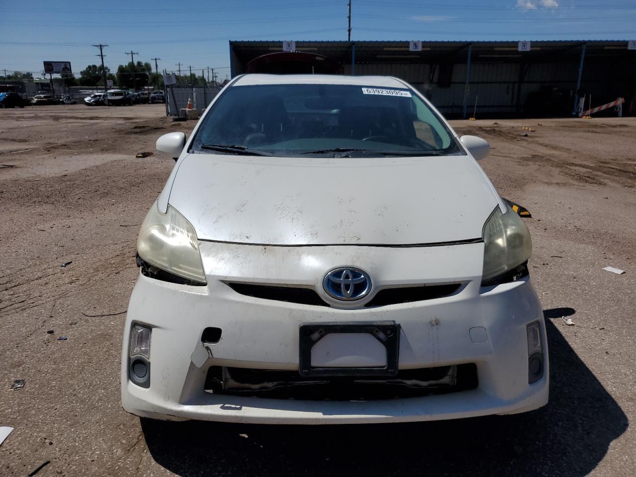 2010 Toyota Prius - Image 5