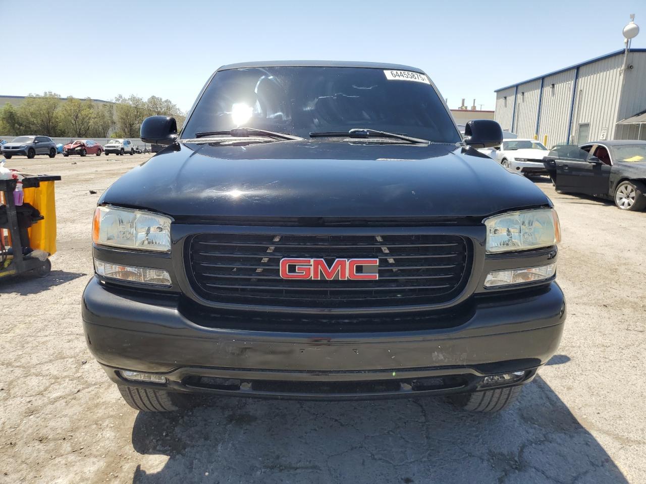 2004 GMC Yukon - Image 5