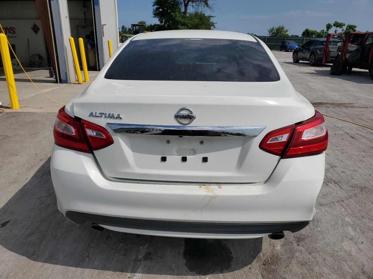 2016 Nissan Altima 2.5 - Фото 6