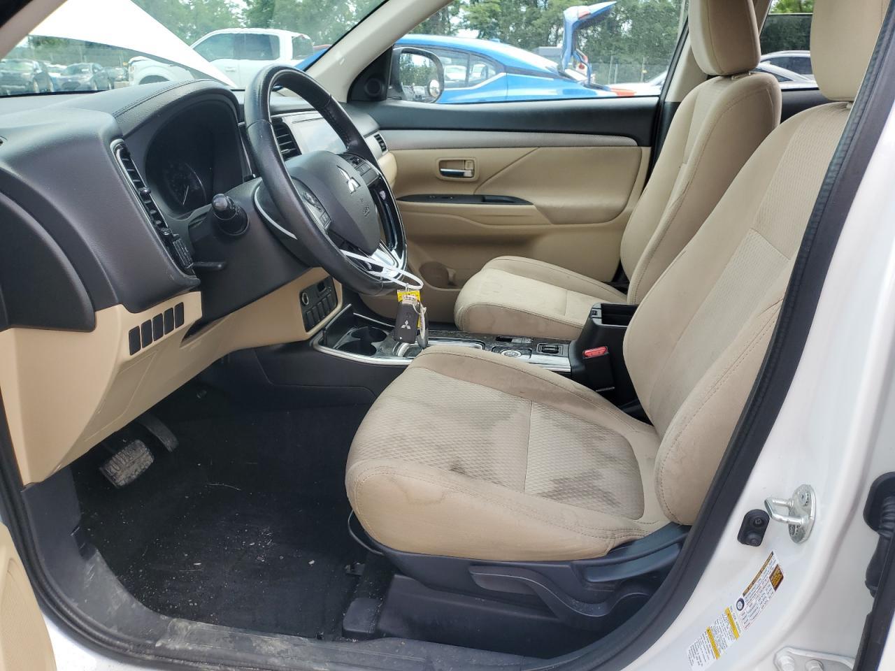 2017 Mitsubishi Outlander Se - Фото 7