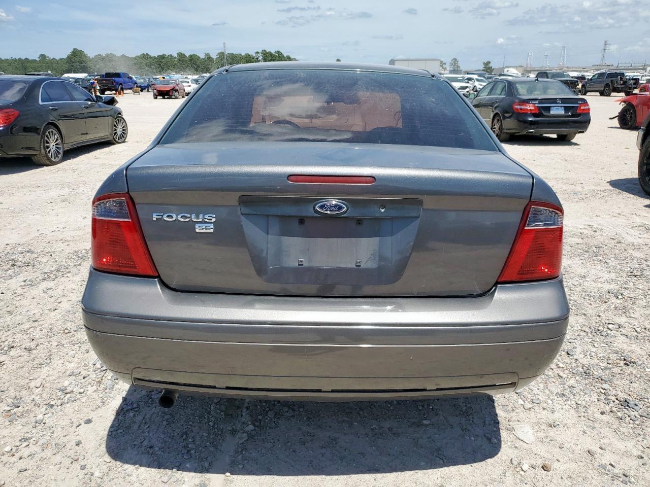 2007 Ford Focus Zx4 - Фото 6