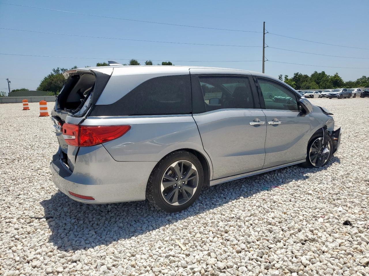 2024 Honda Odyssey Elite Elite - Image 3