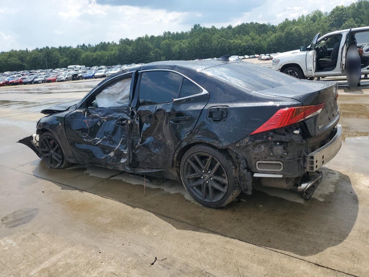 2017 Lexus Is 300 - Фото 2