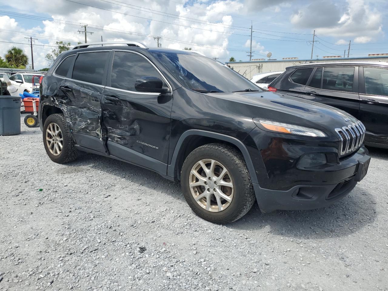 2017 Jeep Cherokee Latitude - Фото 4