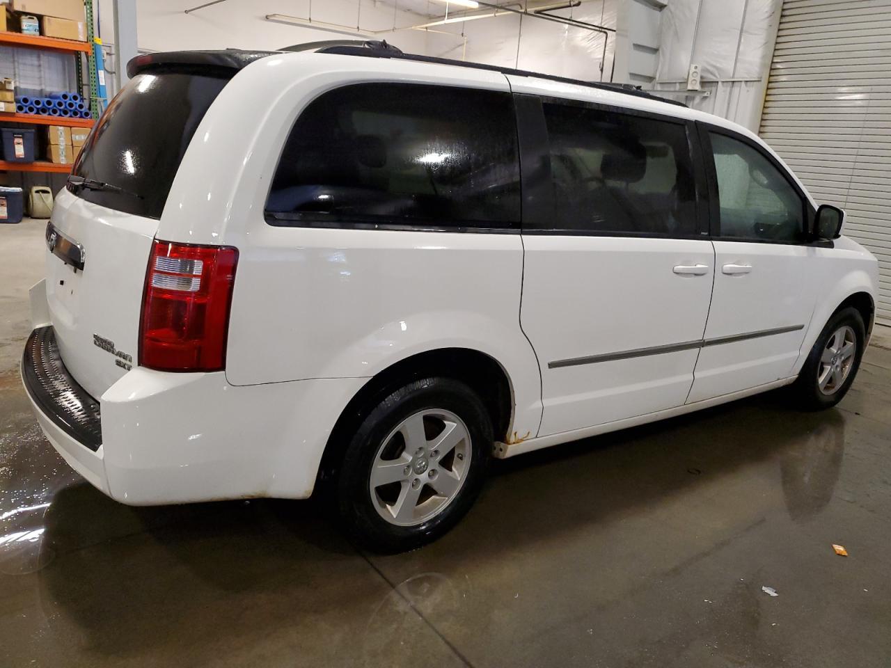 2010 Dodge Grand Caravan Sxt - Фото 3