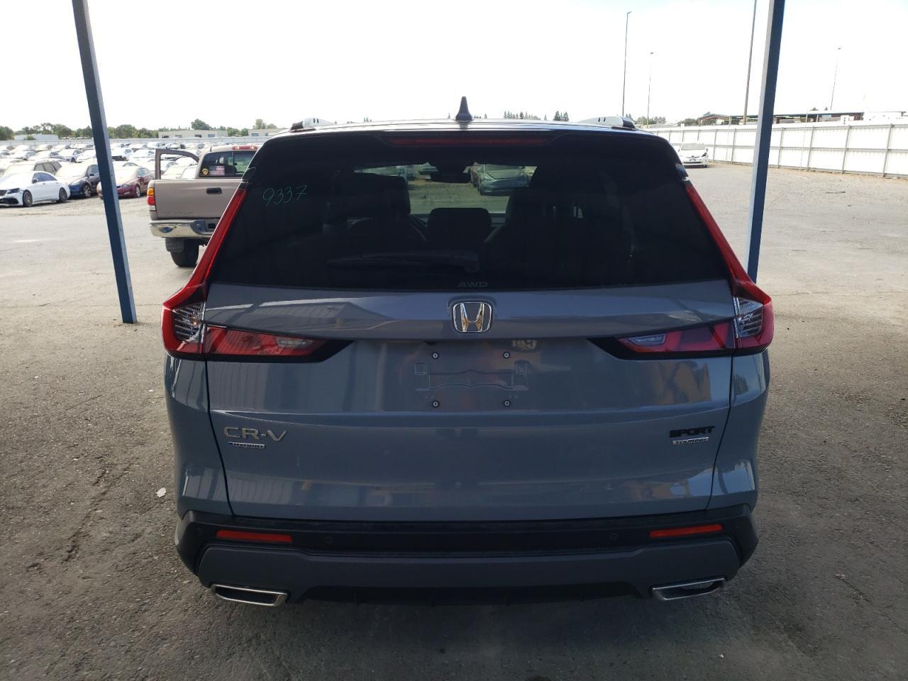 2025 Honda Cr-V Sport Touring - Image 6