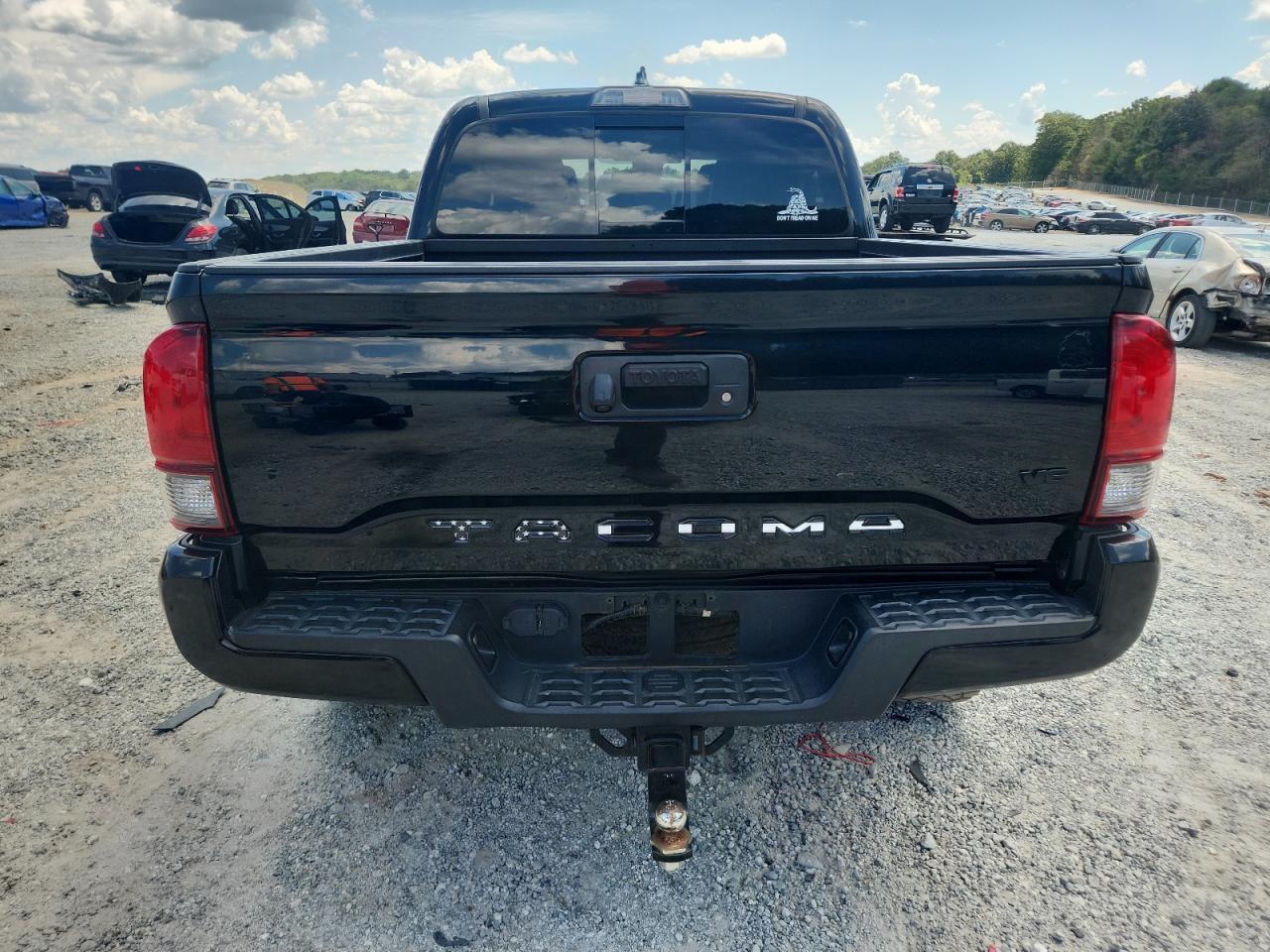 2018 Toyota Tacoma Double Cab - Фото 6
