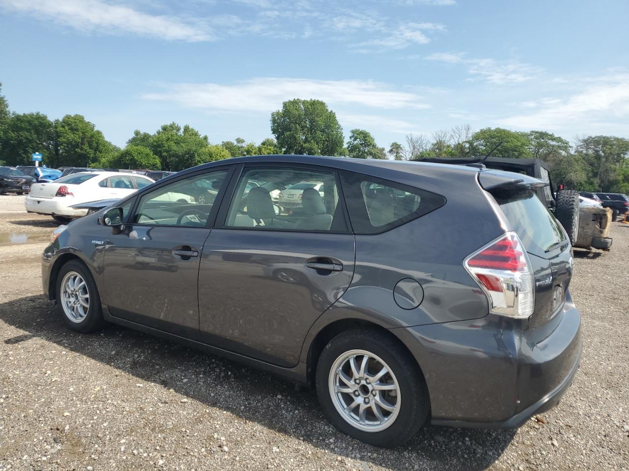 2015 Toyota Prius V - Image 2