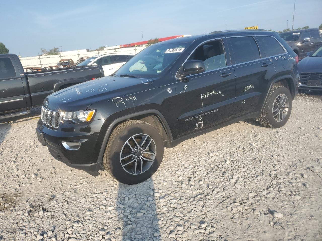 2020 Jeep Grand Cherokee Laredo
