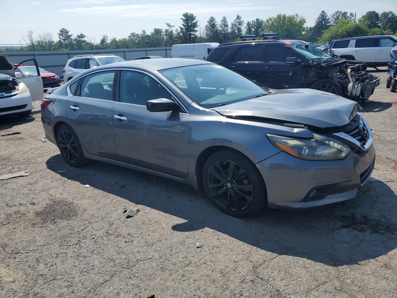 2017 Nissan Altima 2.5 - Фото 4