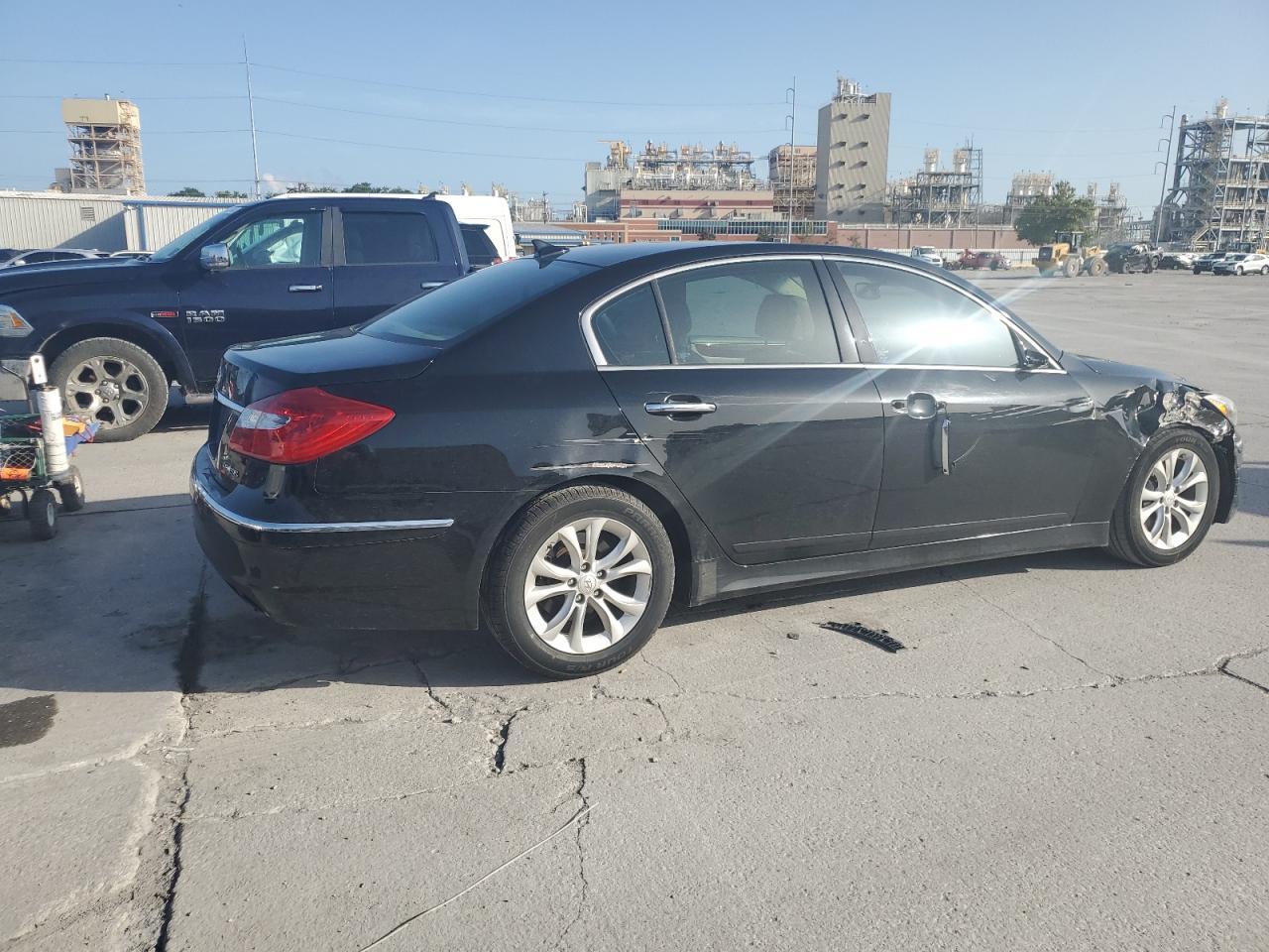 2013 Hyundai Genesis 3.8L - Image 3