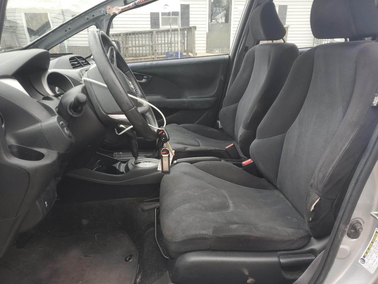 2011 Honda Fit Sport - Фото 7