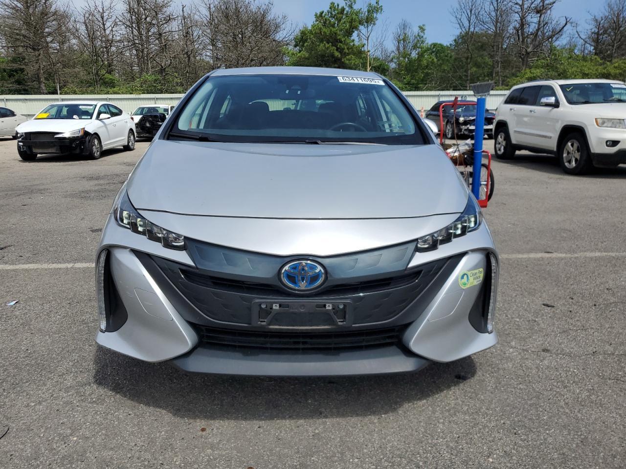 2022 Toyota Prius Prime Le - Фото 5
