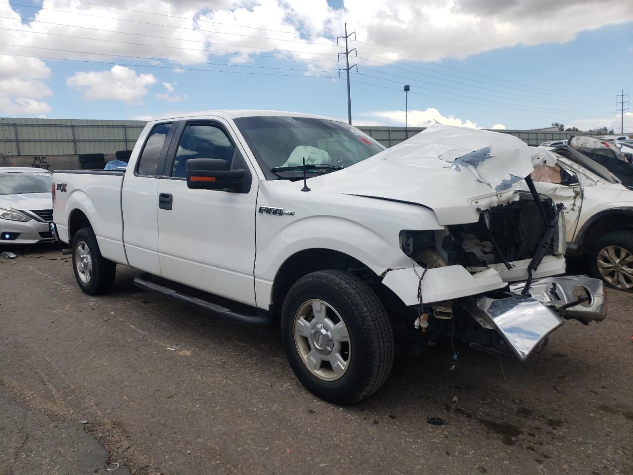 2010 Ford F150 Super Cab - Фото 4
